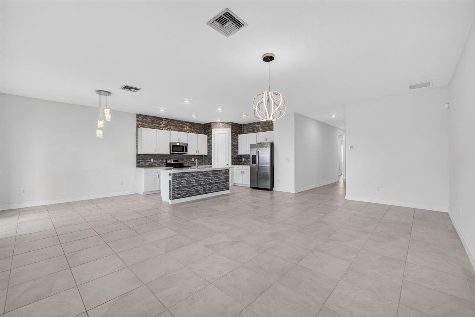 13275 NW Copper Creek Drive, Port St. Lucie FL 34987 photo 2