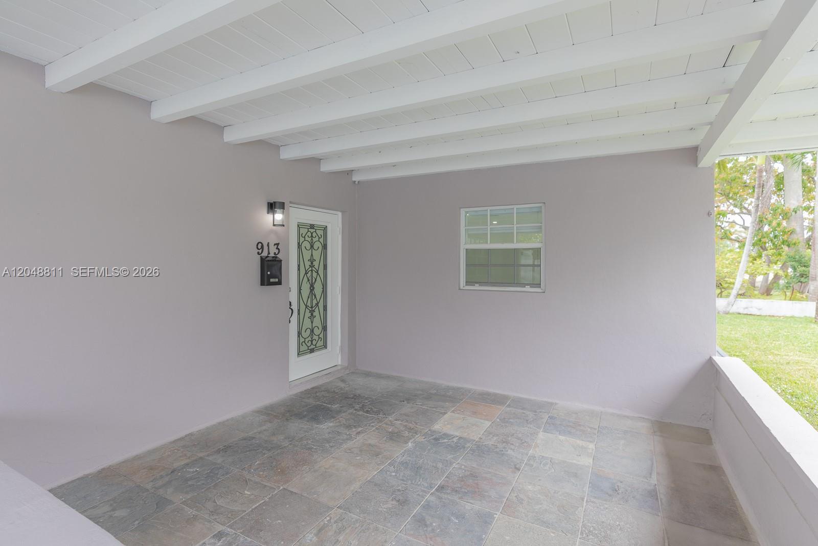 913 NE 2nd St, Hallandale Beach FL 33009 photo 3