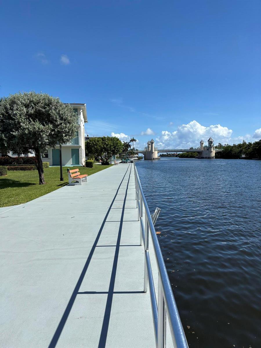 210 Horizons E # 107, Boynton Beach FL 33435