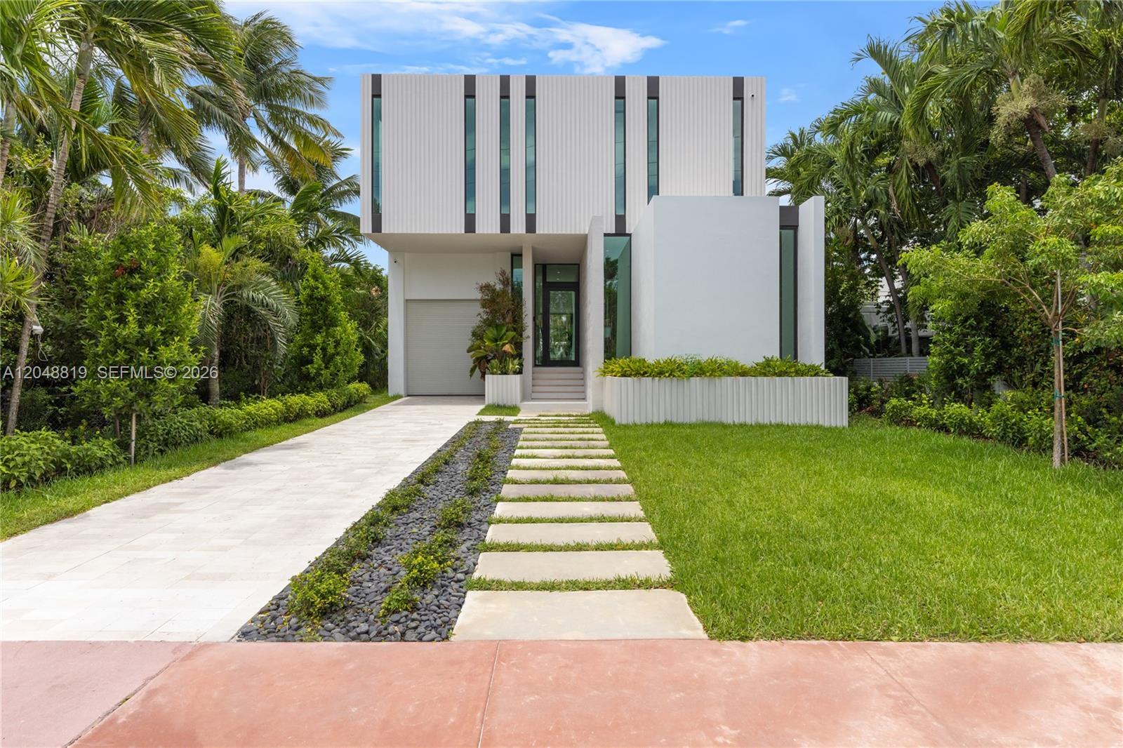 4504 Sheridan Ave, Miami Beach FL 33140 photo 2