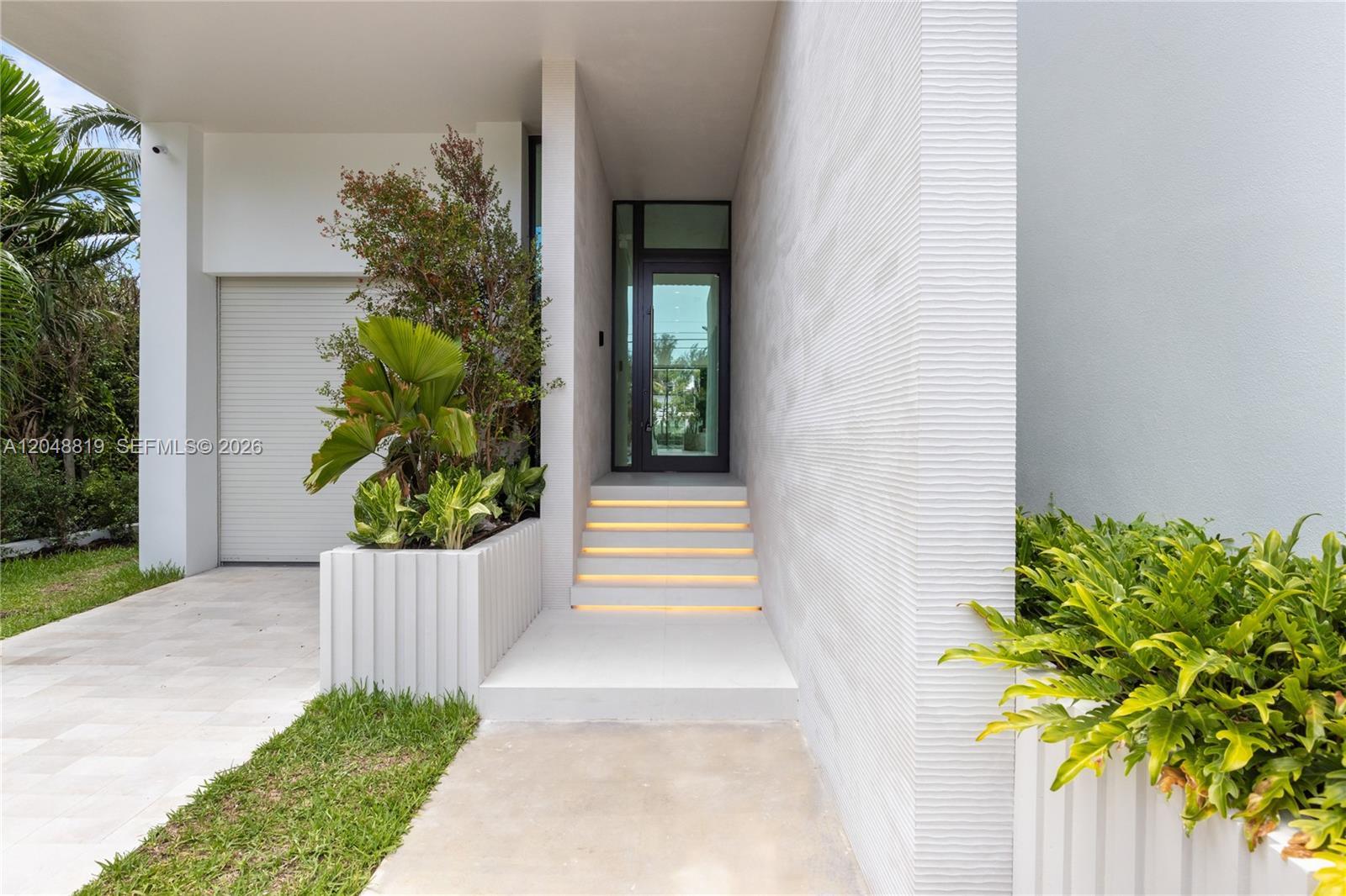 4504 Sheridan Ave, Miami Beach FL 33140 photo 3