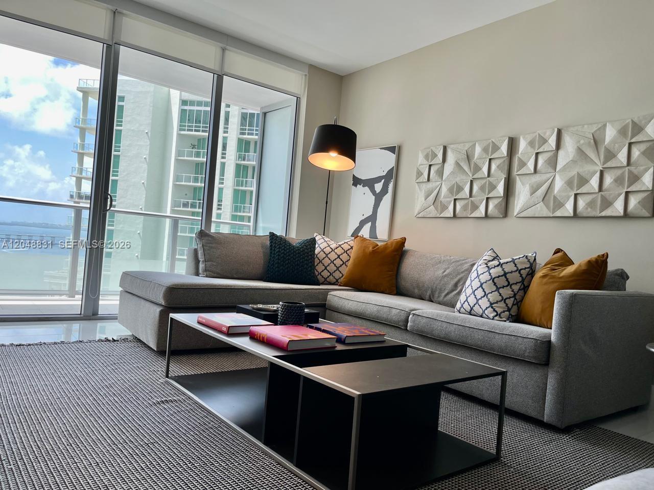 1300 Brickell Bay Dr # 2208, Miami FL 33131 photo 2