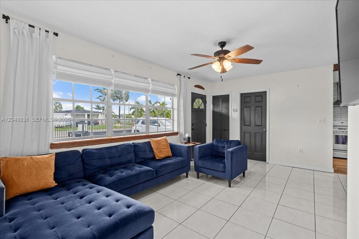 17265 SW 302nd St, Homestead FL 33030 photo 2
