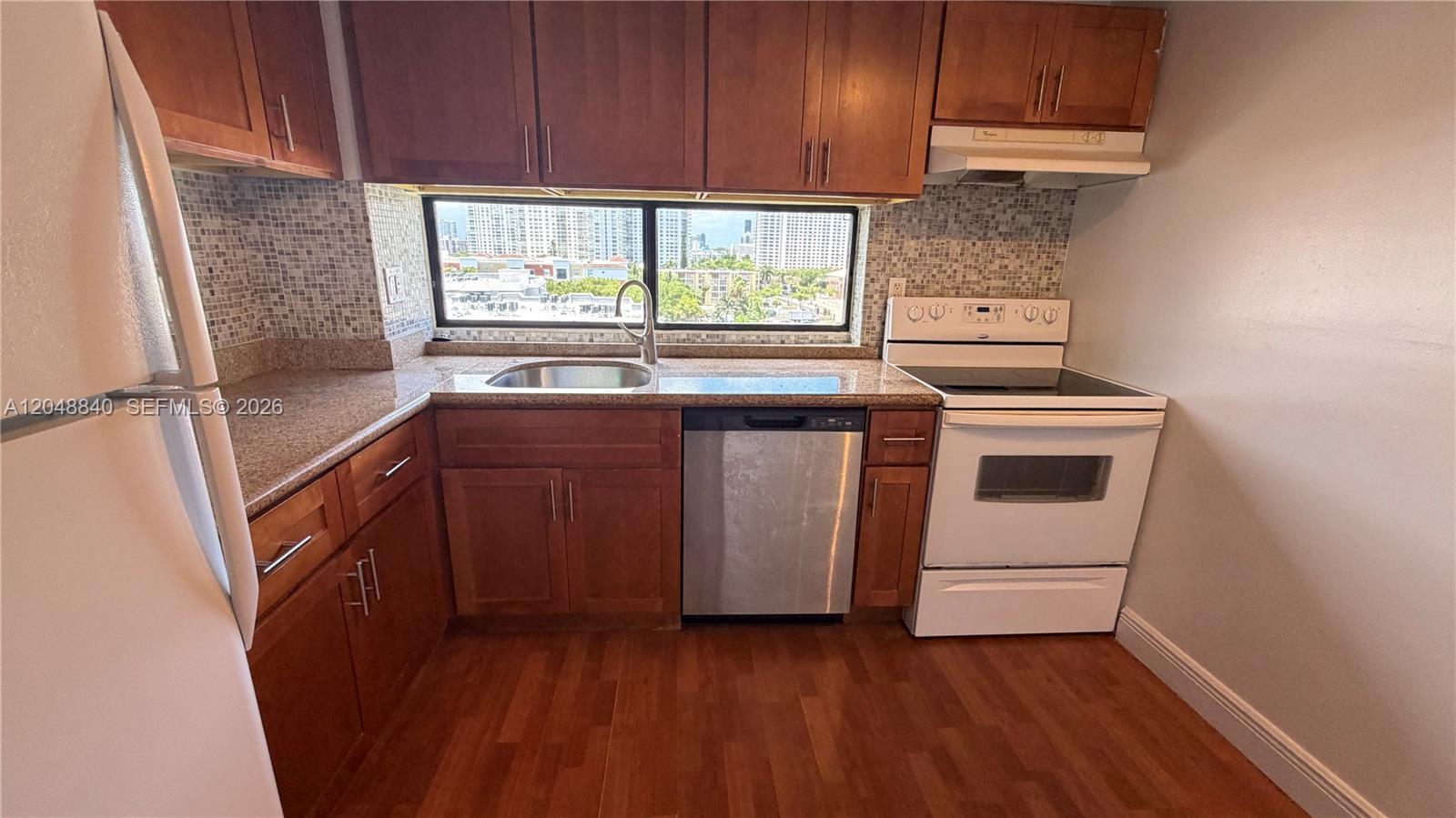 17021 N Bay Rd # 914, Sunny Isles Beach FL 33160 photo 3