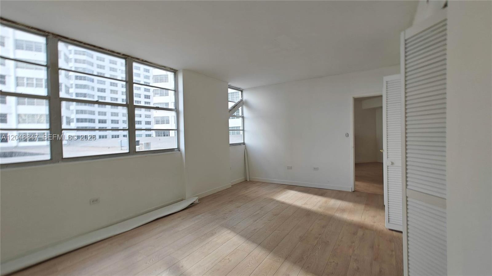 801 Brickell Bay Dr # 365, Miami FL 33131 photo 4