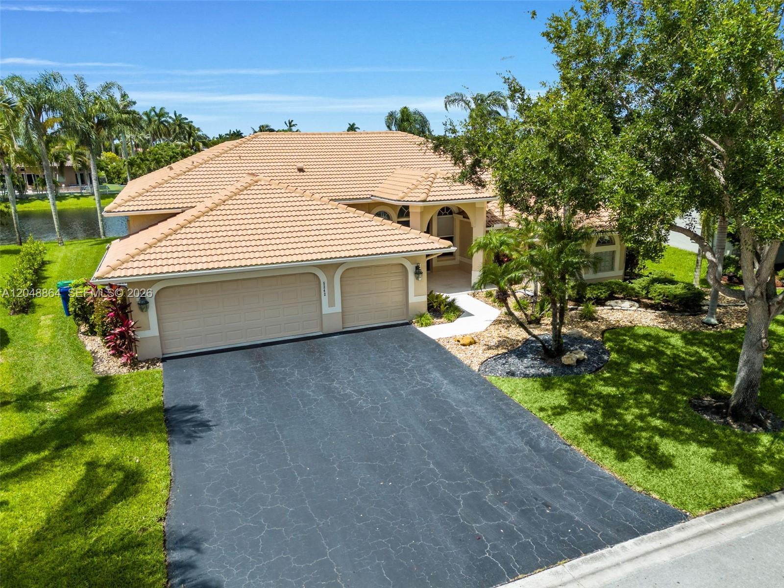 5242 NW 109th Ln, Coral Springs FL 33076 photo 5