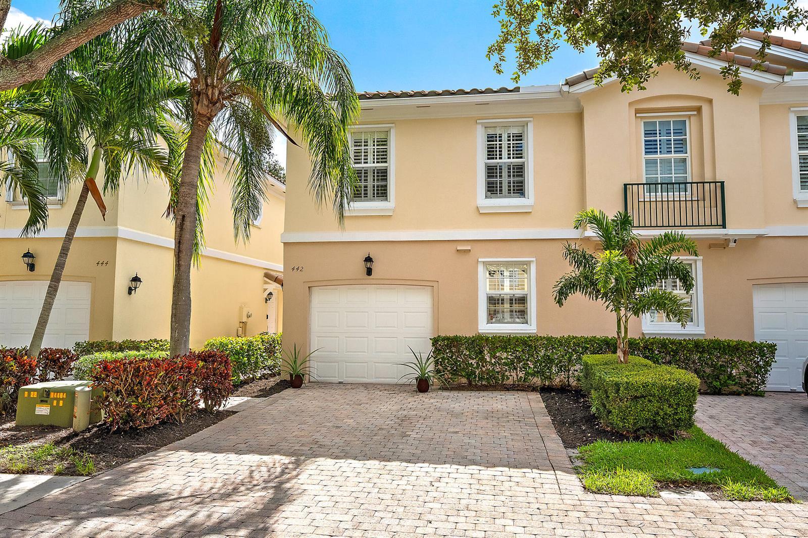 442 Capistrano Drive, Palm Beach Gardens FL 33410 photo 2
