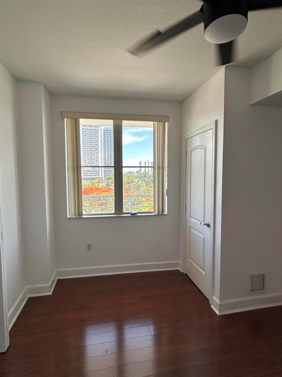 1830 Radius Drive # 514, Hollywood FL 33020 photo 3