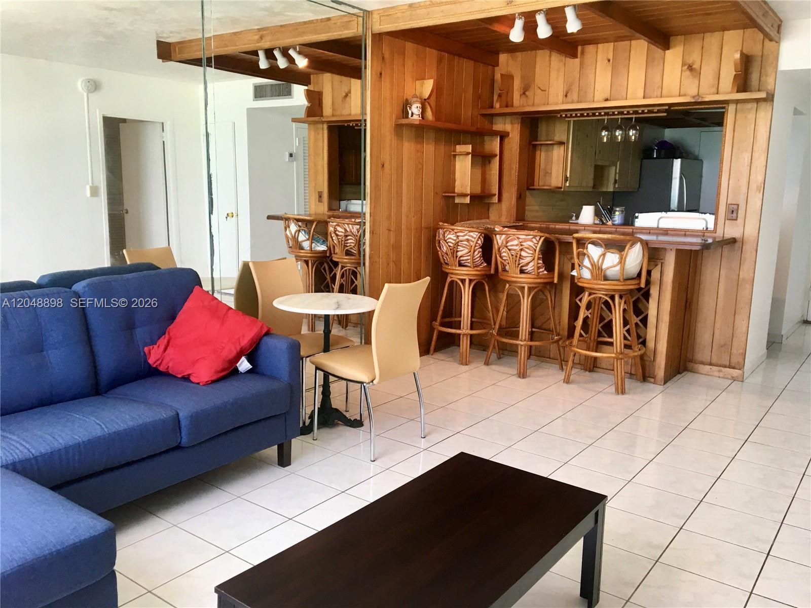 2899 Collins Ave # 1143, Miami Beach FL 33140 photo 4