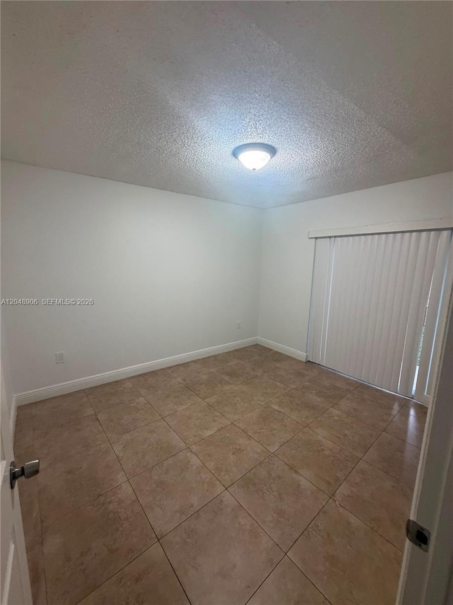 1650 W 44th Pl # 119, Hialeah FL 33012 photo 5