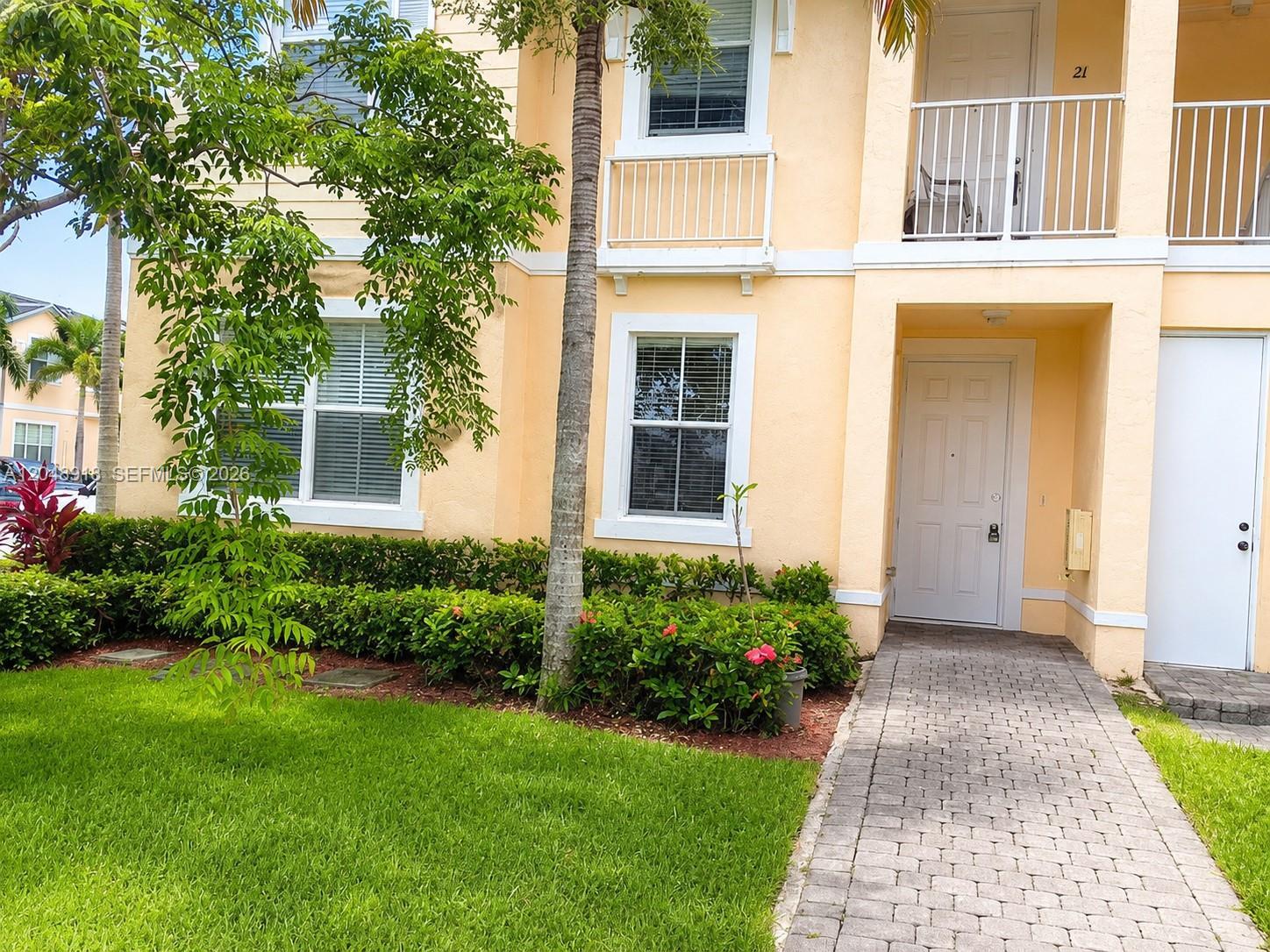 230 SE 29th Ave # 1, Homestead FL 33033