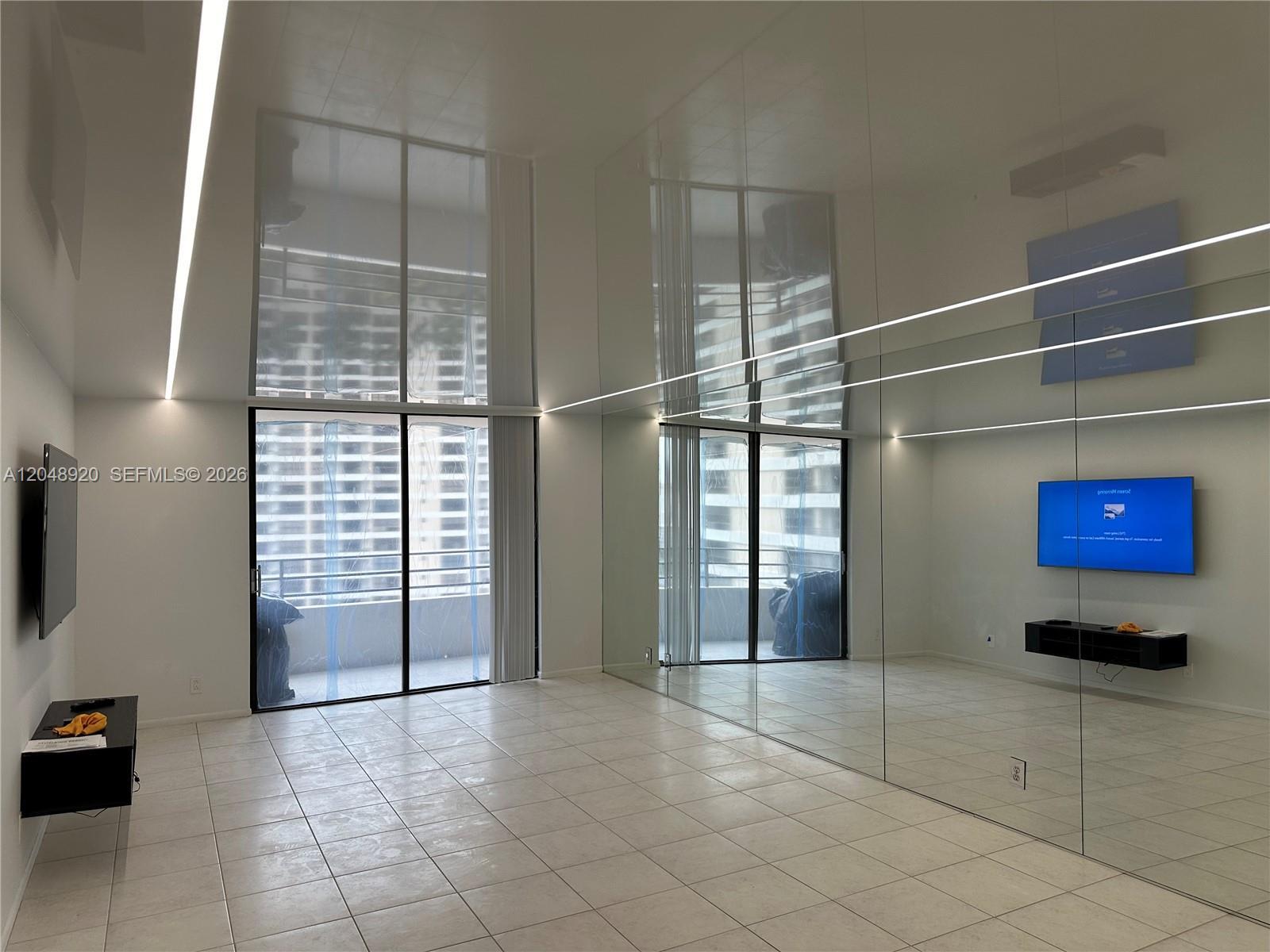 600 Three Islands Blvd # 1113, Hallandale Beach FL 33009 photo 3