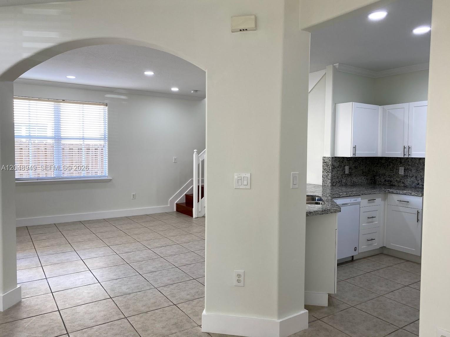 4874 NW 107th Path, Doral FL 33178 photo 2