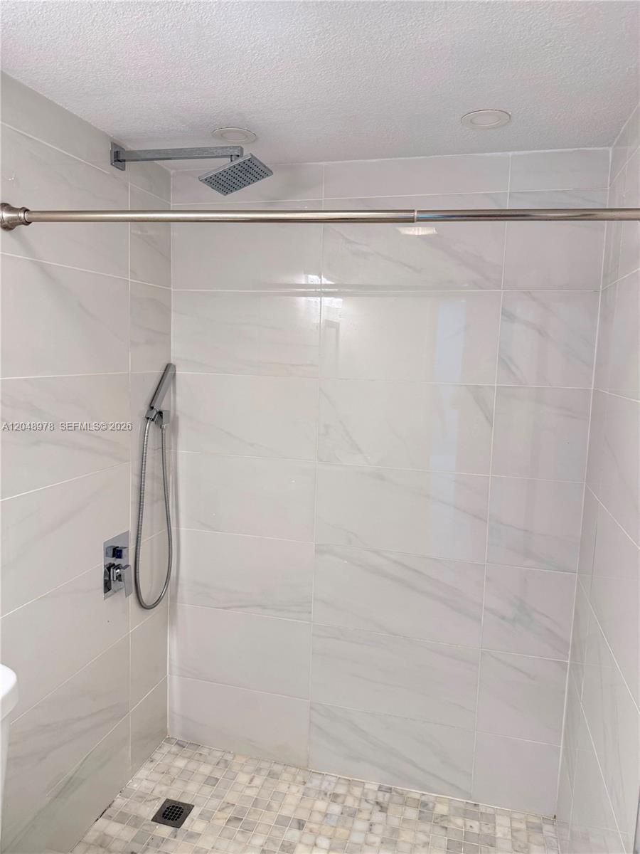 453 SW 2nd St # 306C, Miami FL 33130