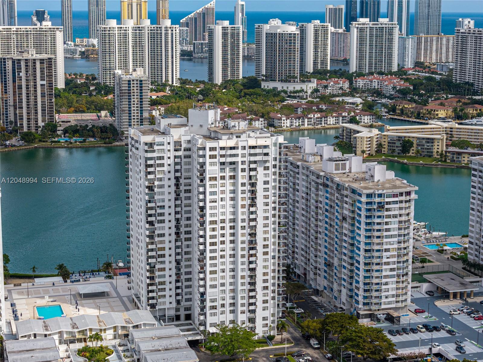 2750 NE 183rd St # 2108, Aventura FL 33160 photo 2