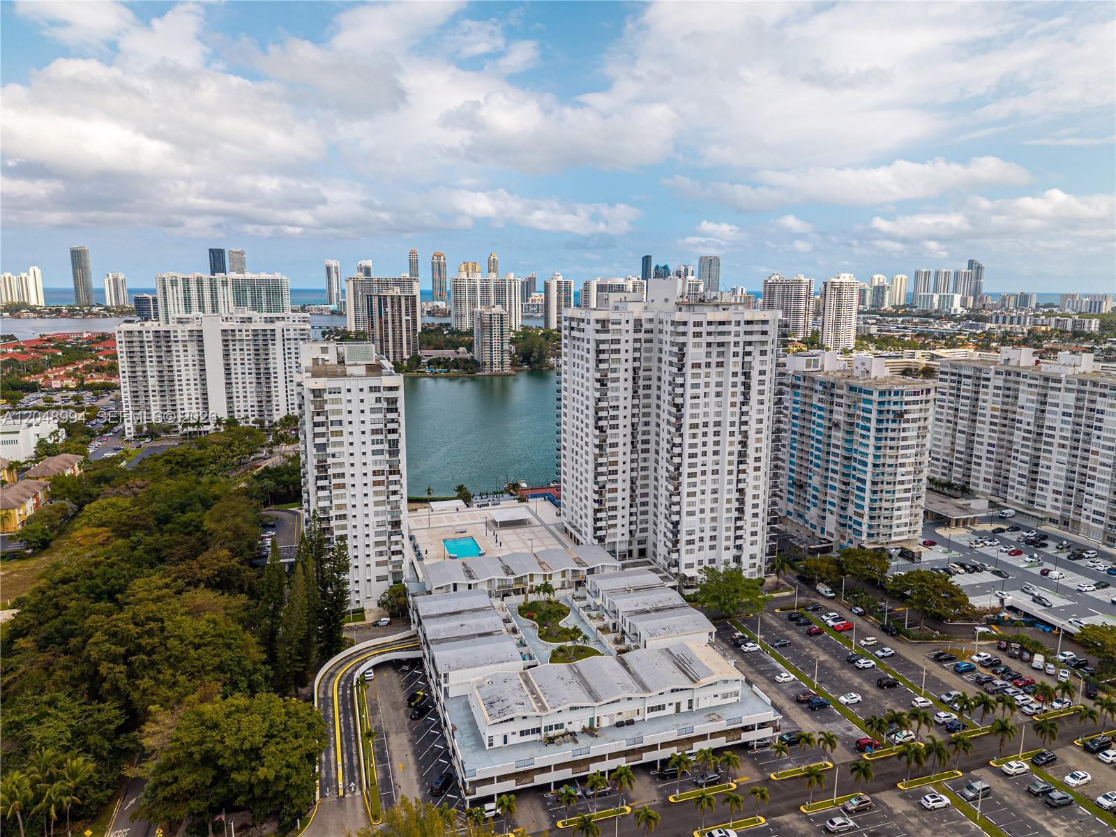 2750 NE 183rd St # 2108, Aventura FL 33160 photo 3