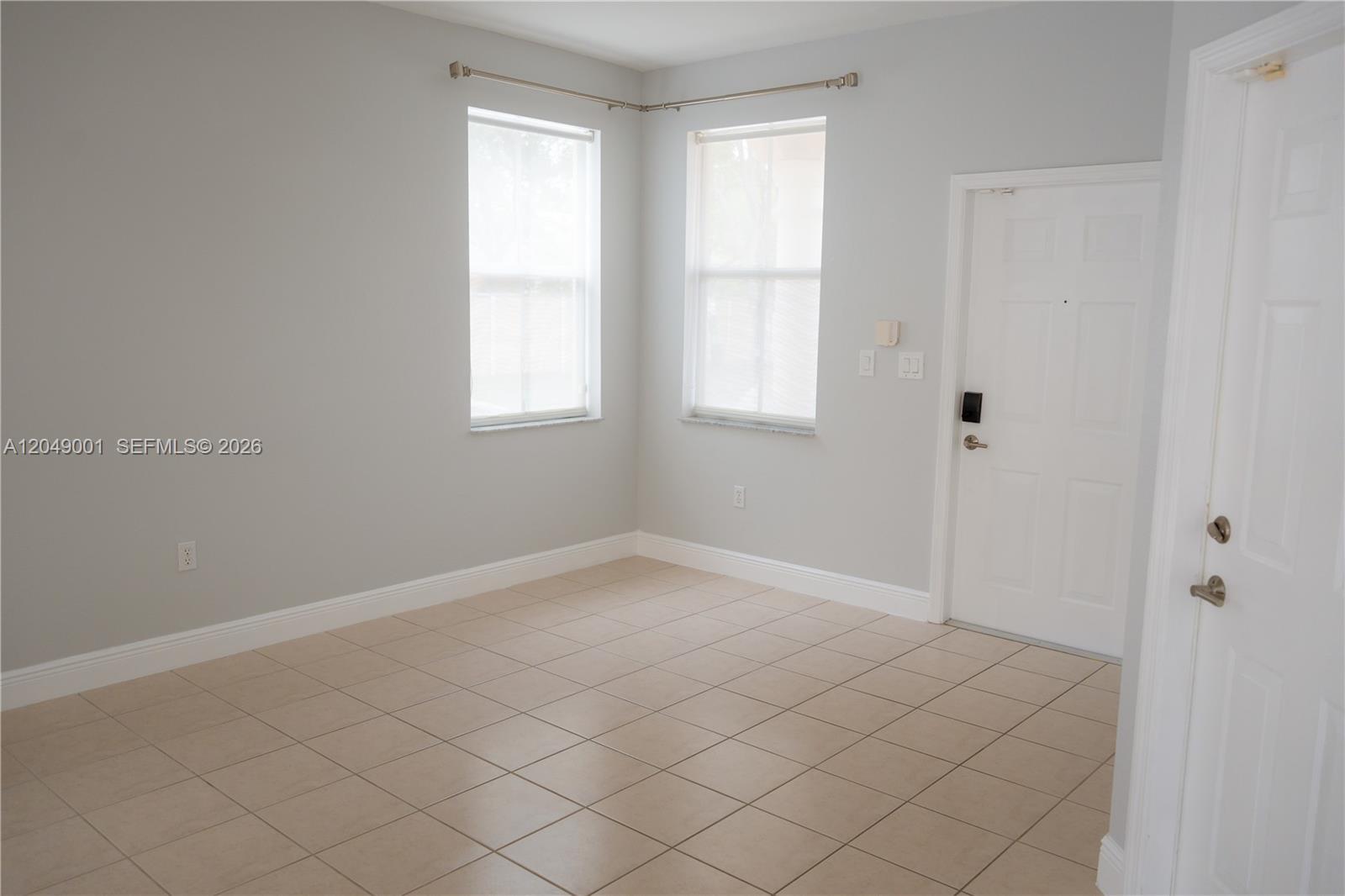 12164 SW 124th Ct, Miami FL 33186 photo 4
