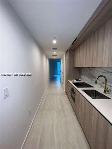 77 SE 5th St # 1704, Miami FL 33131 photo 5