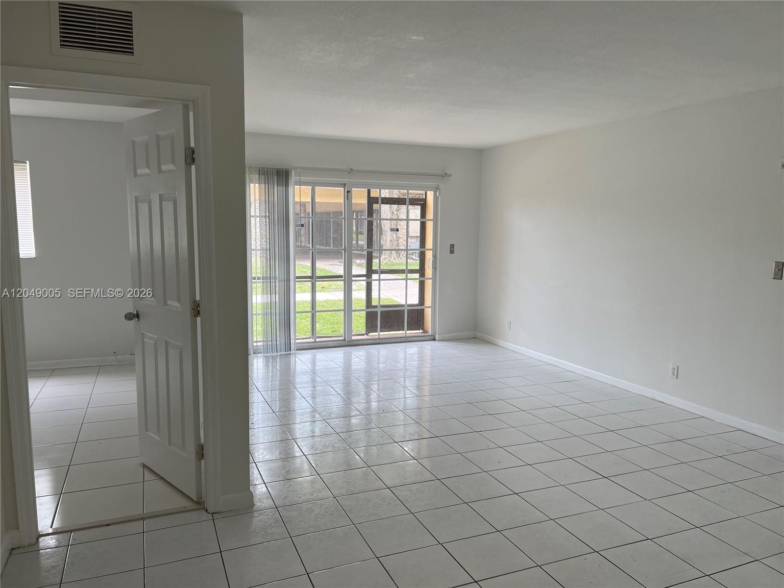 2982 NW 55th Ave # 1B, Lauderhill FL 33313 photo 3