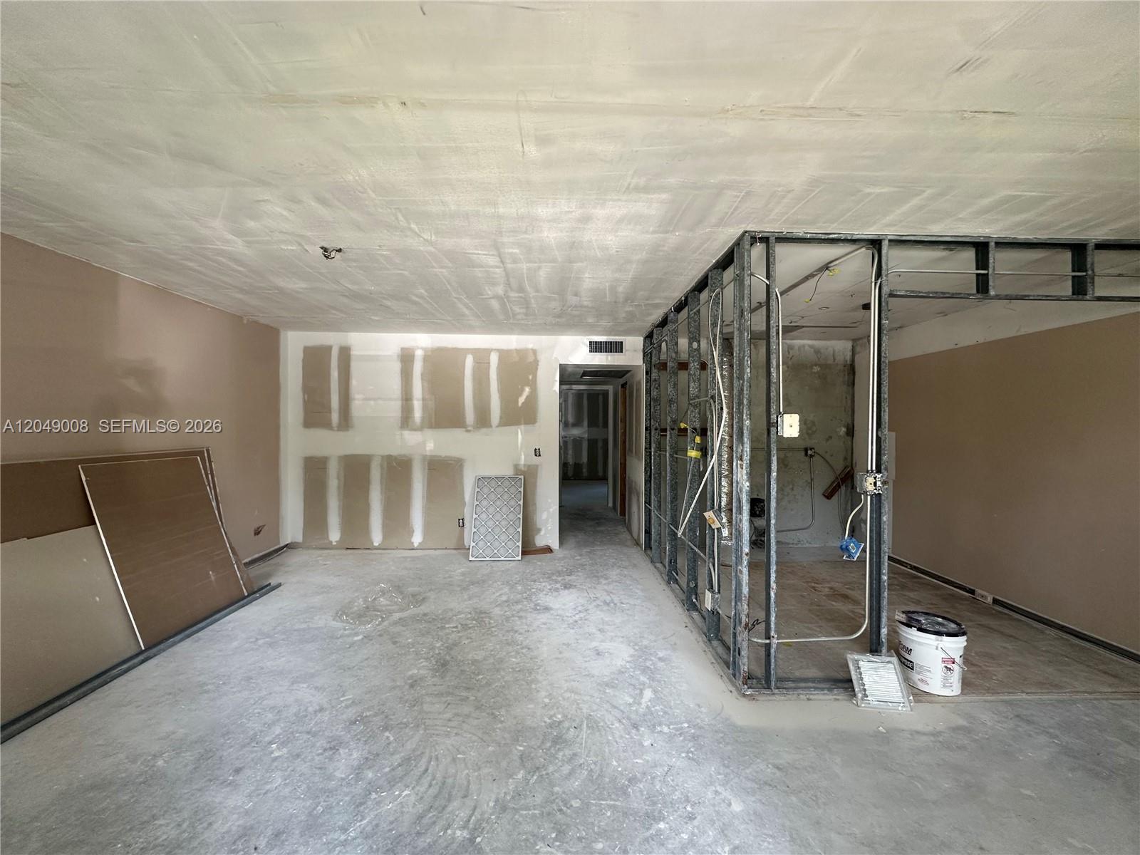 101 SW 132nd Way # 112J, Pembroke Pines FL 33027