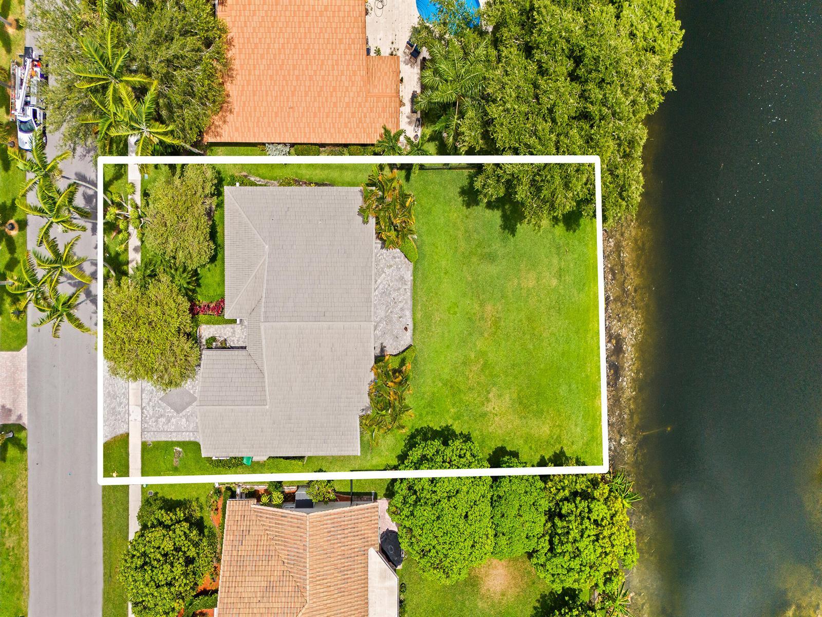 1750 W Oak Knoll Circle, Davie FL 33324 photo 4