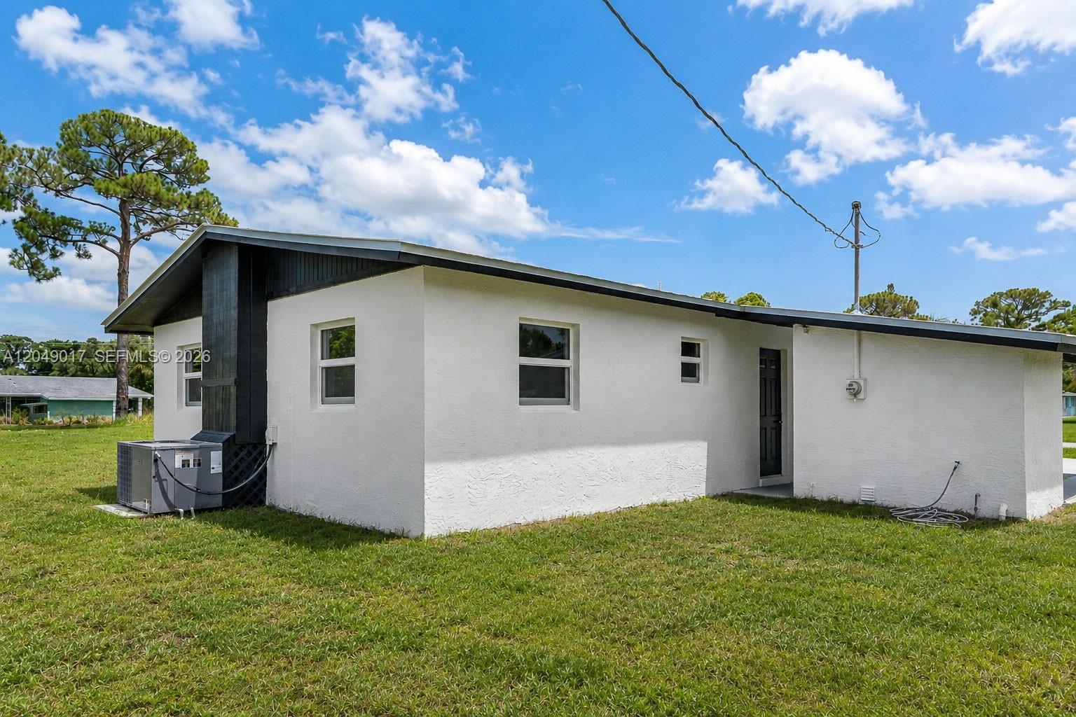 3802 N Avenue N, Fort Pierce FL 34947 photo 4