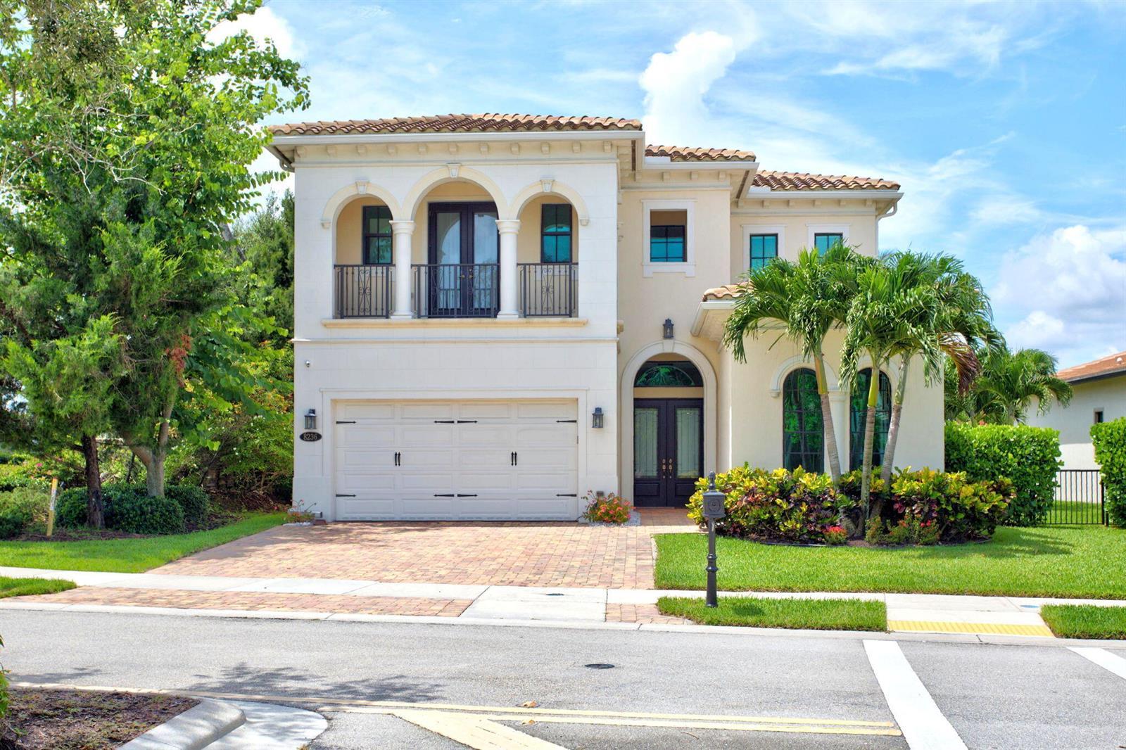 8236 Grand Prix Lane, Boynton Beach FL 33472 photo 2
