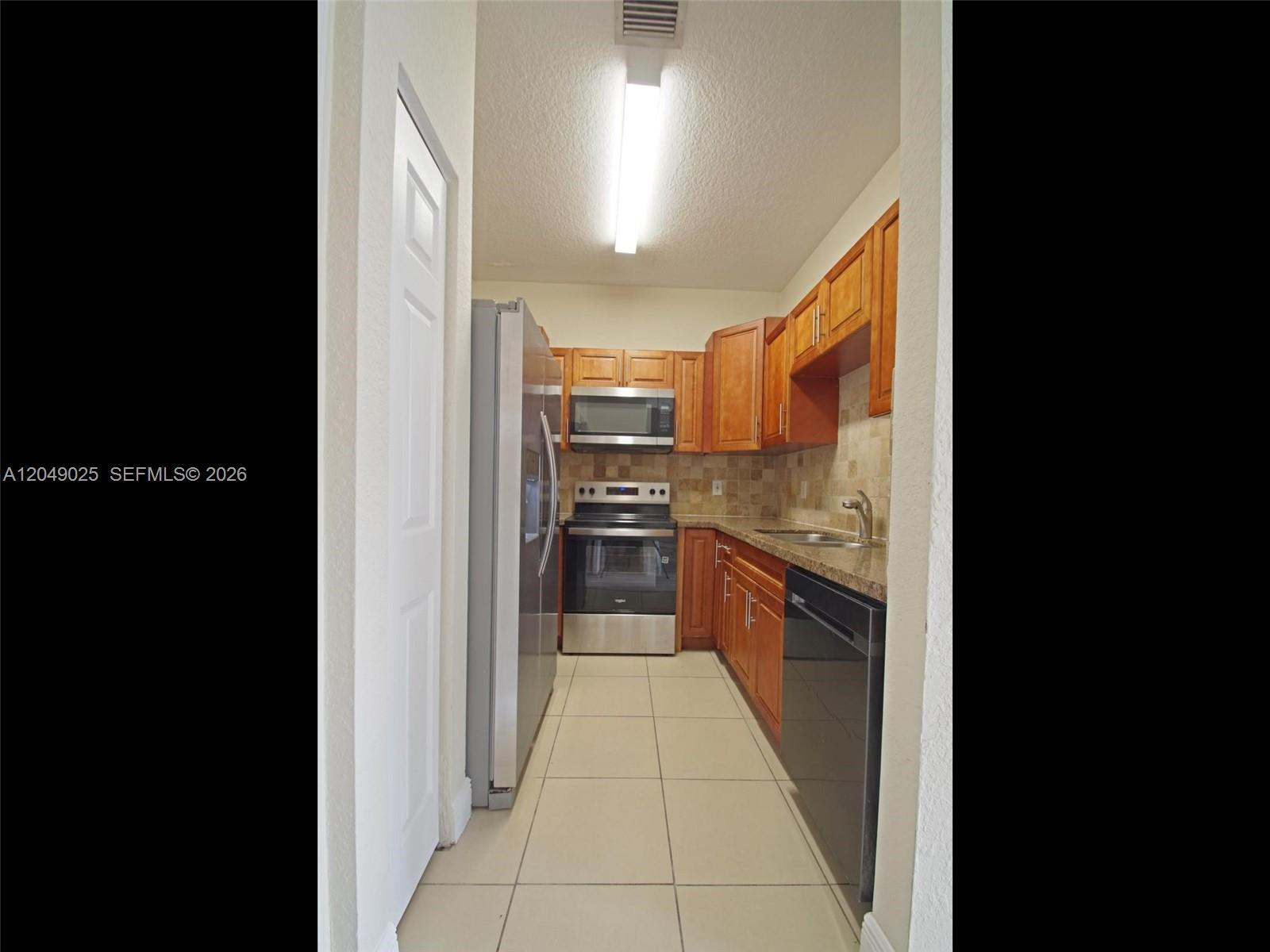 1308 N Santa Catalina Cir, North Lauderdale FL 33068 photo 5