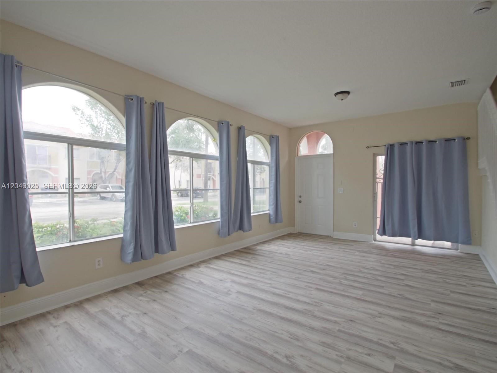 1308 N Santa Catalina Cir, North Lauderdale FL 33068 photo 4