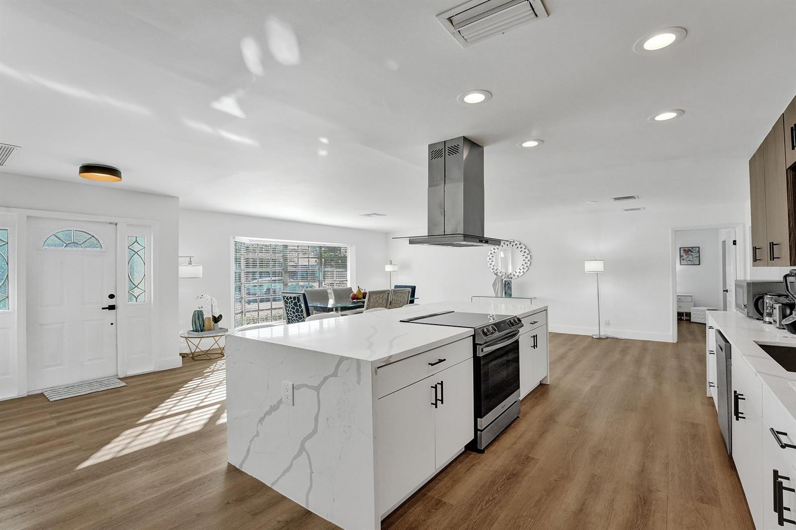 4751 NE 29th Avenue, Fort Lauderdale FL 33308 photo 4