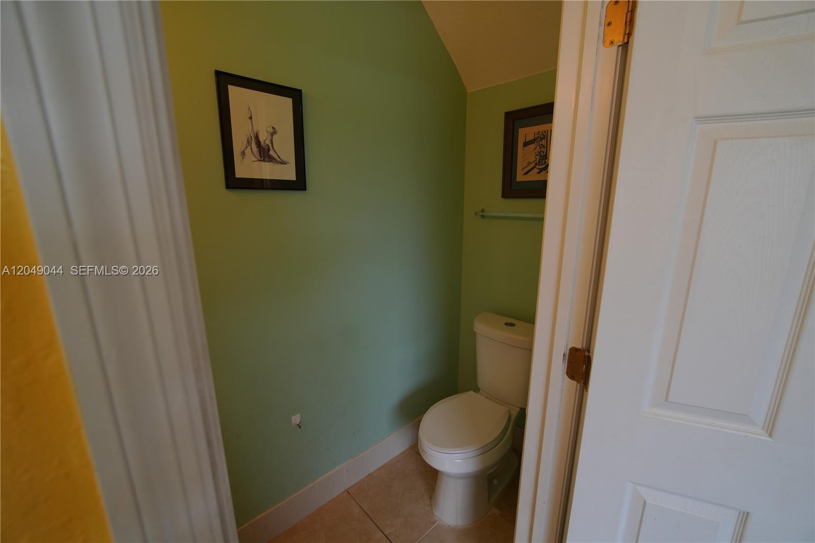 1430 SE 18th Pl, Homestead FL 33035 photo 5