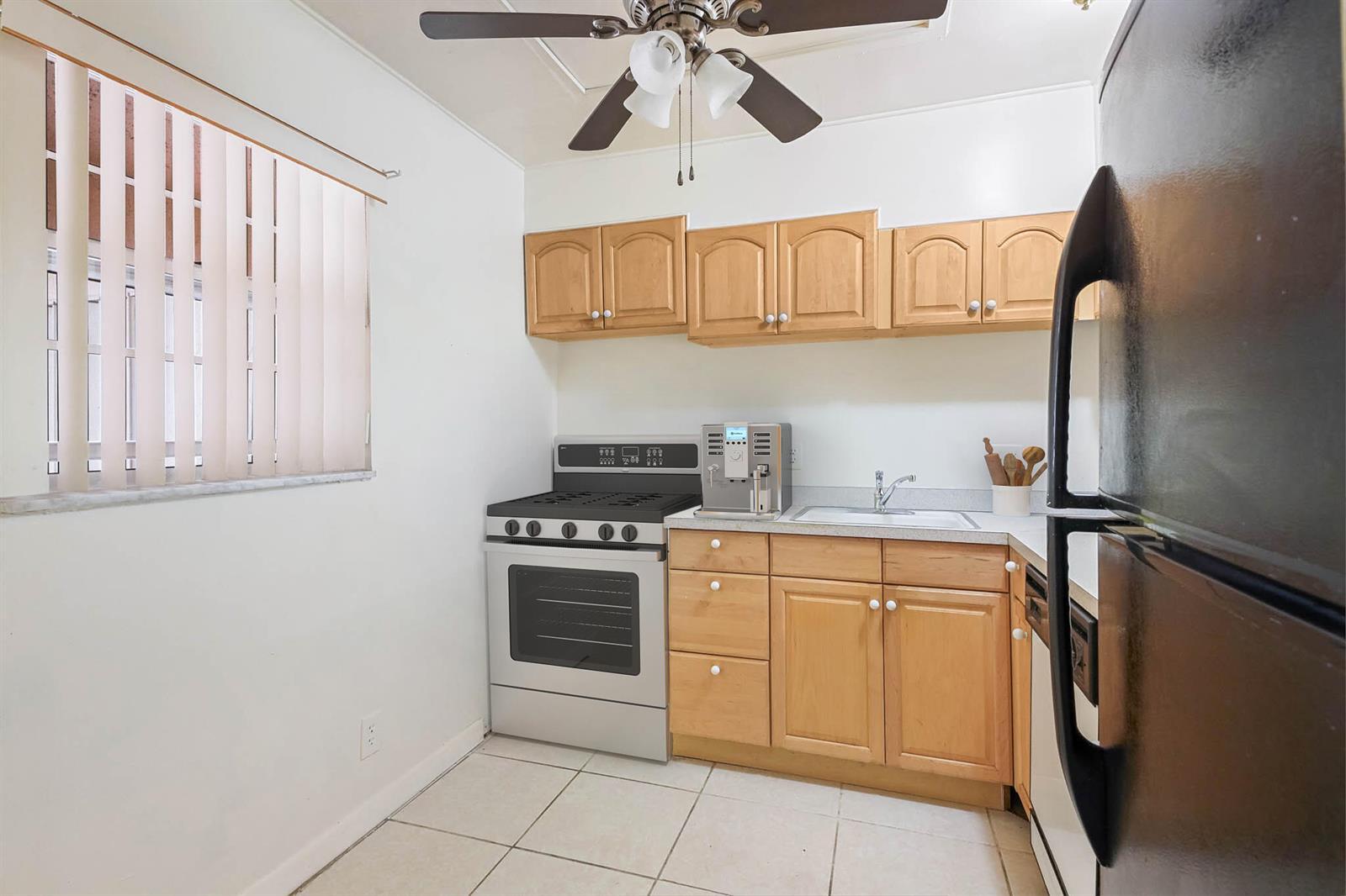 12013 Greenway Circle S # 110, Royal Palm Beach FL 33411 photo 2