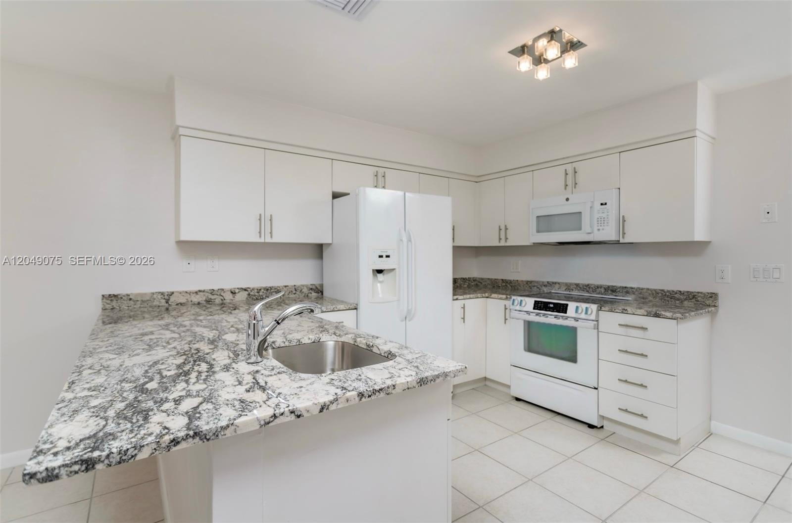 15389 S Dixie Hwy 25 Hwy # 25, Palmetto Bay FL 33157 photo 4