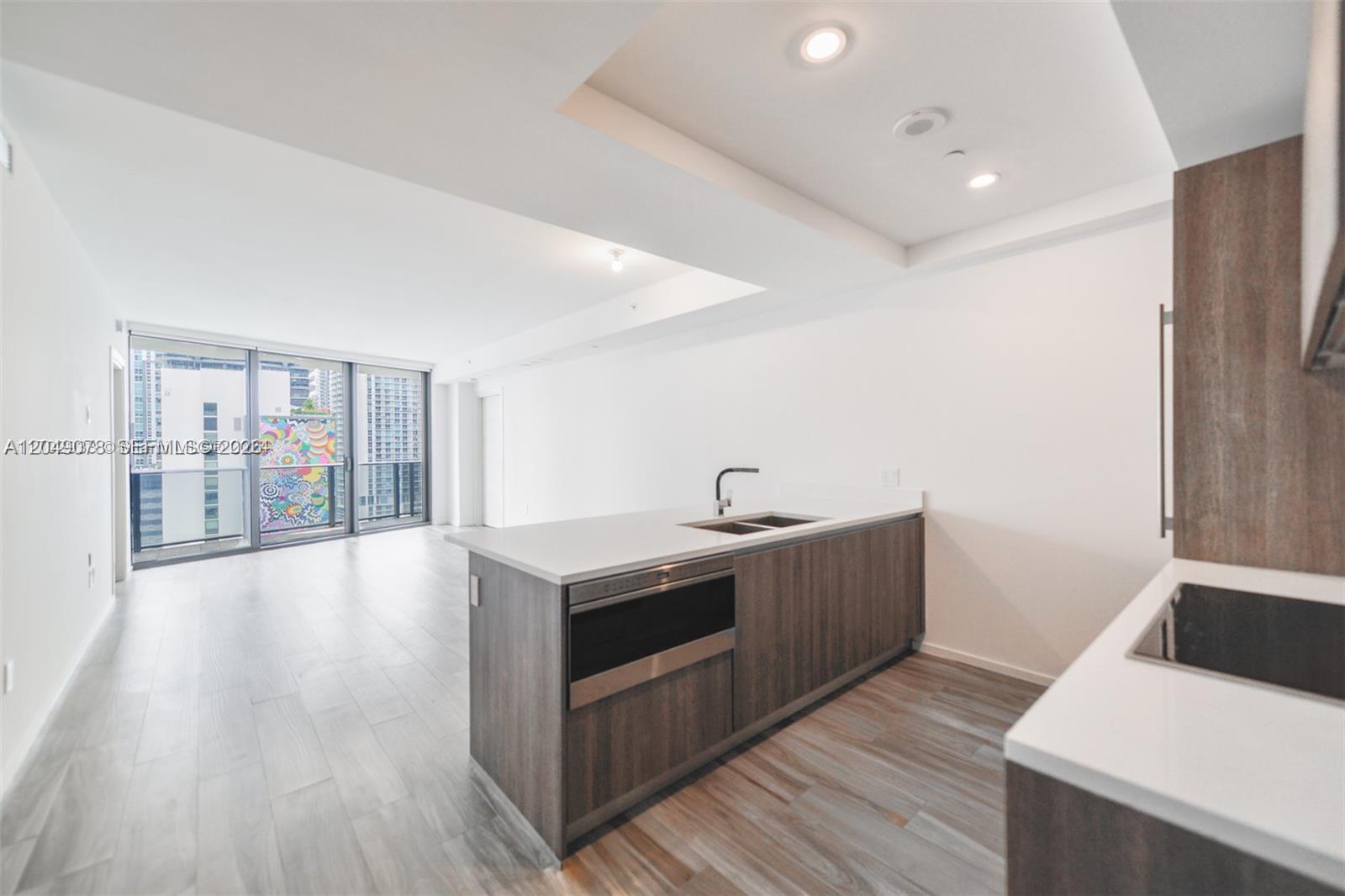 801 S Miami Ave # 1702, Miami FL 33130 photo 3