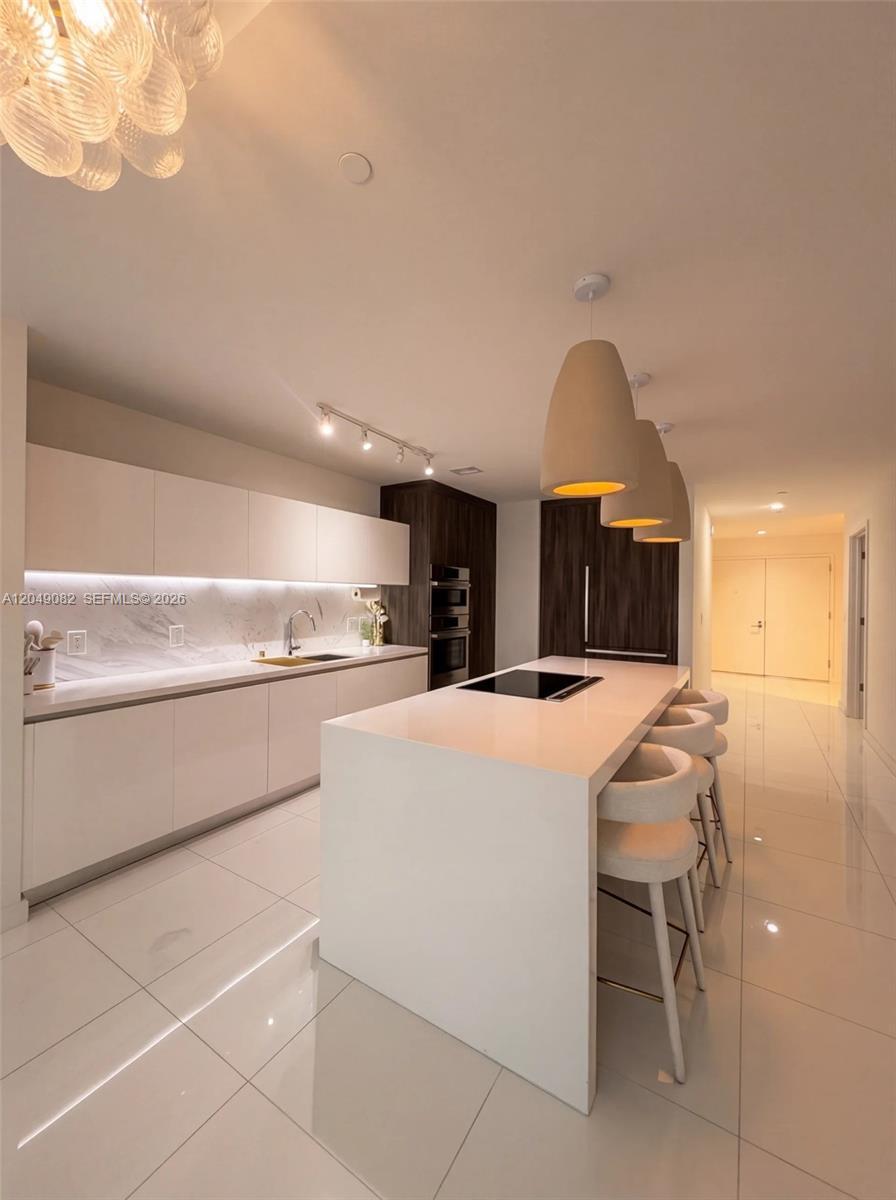 851 NE 1st Ave # 2301, Miami FL 33132 photo 2