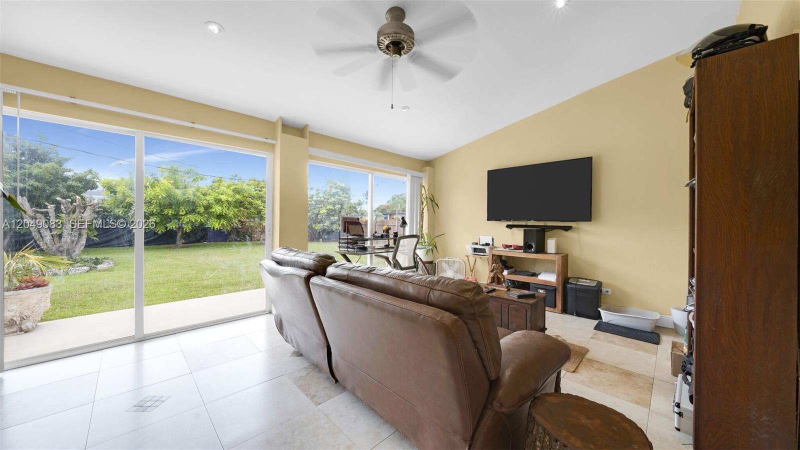 540 NW 14th St, Homestead FL 33030 photo 2