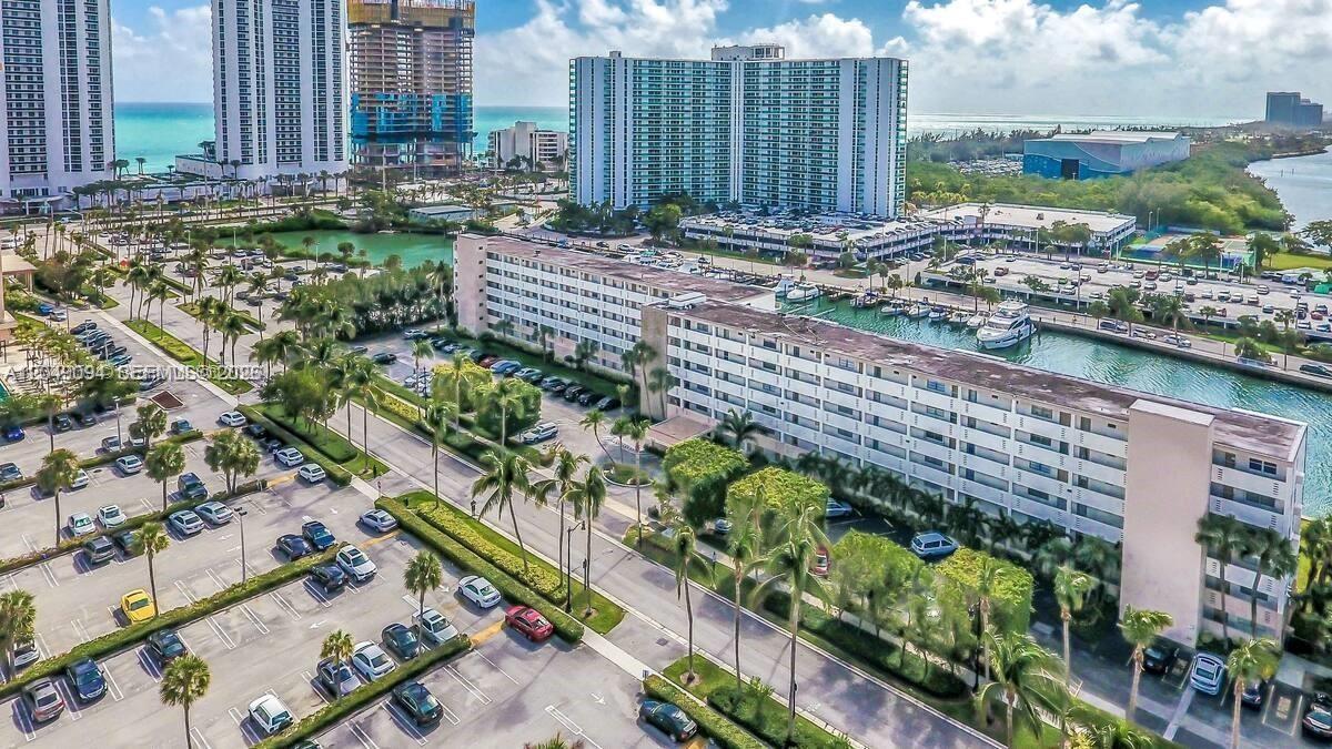Sunny Isles Beach, FL 33160