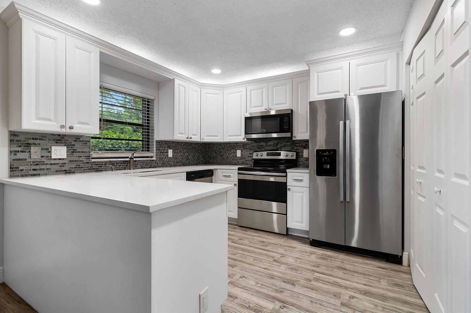 9 Vía De Casas Norte, Boynton Beach FL 33426 photo 5
