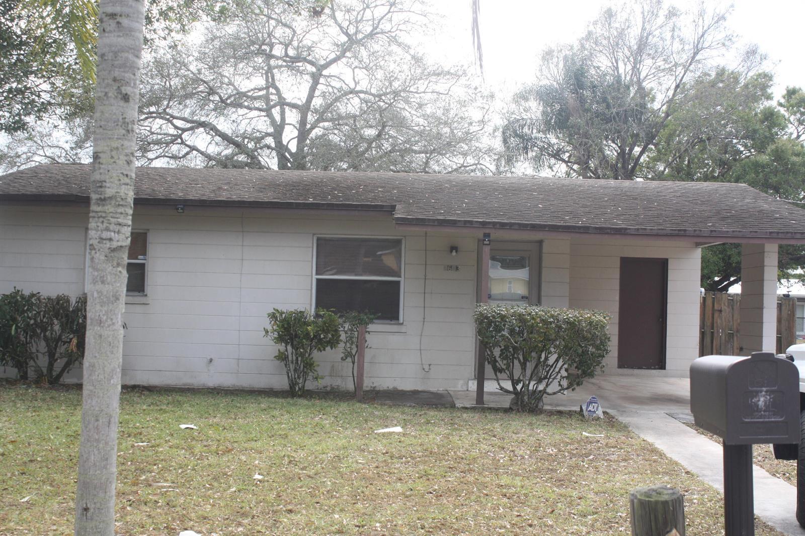 2603 Avenue N, Fort Pierce FL 34947 photo 2