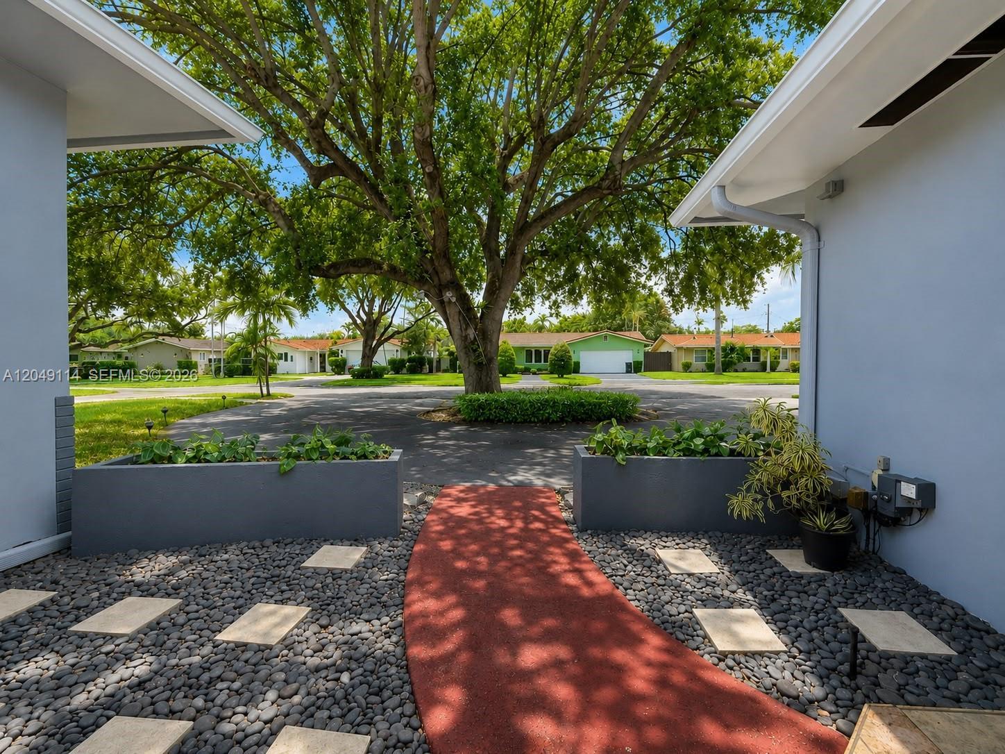 1161 Starling Ave, Miami Springs FL 33166 photo 3