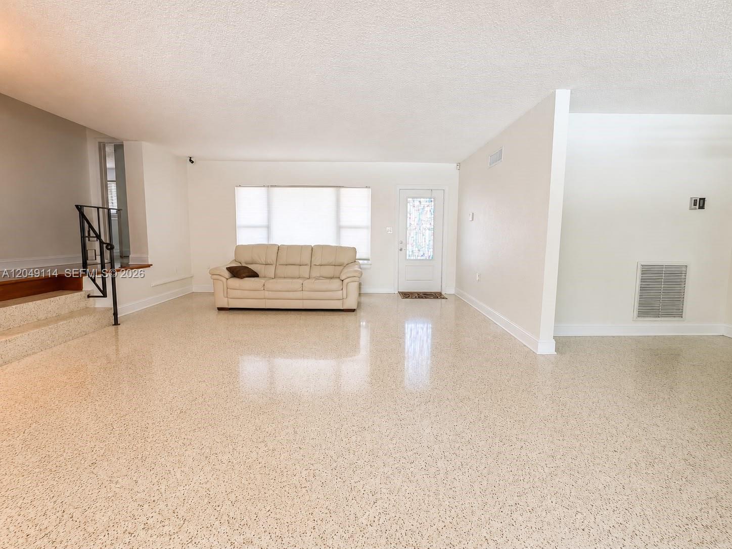 1161 Starling Ave, Miami Springs FL 33166 photo 5