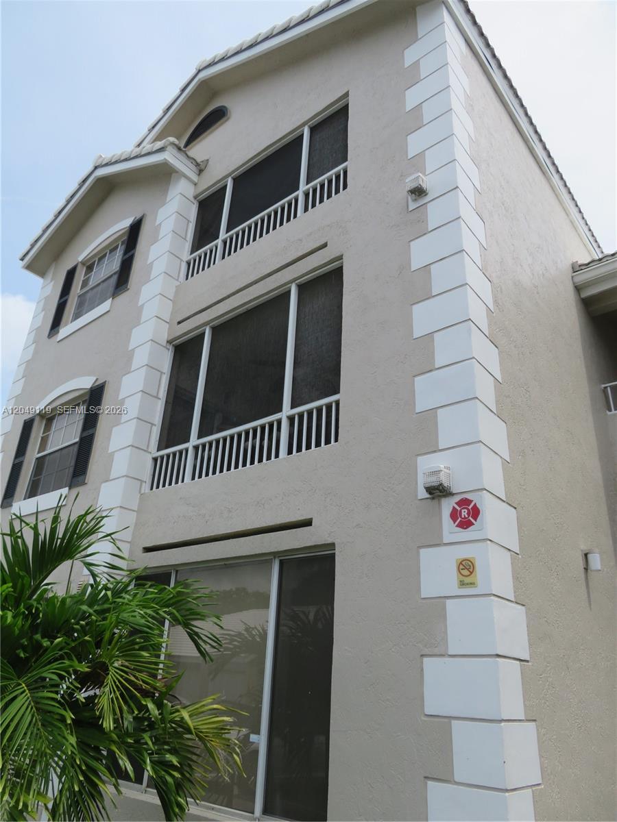 Oakland Park, FL 33309 photo 2
