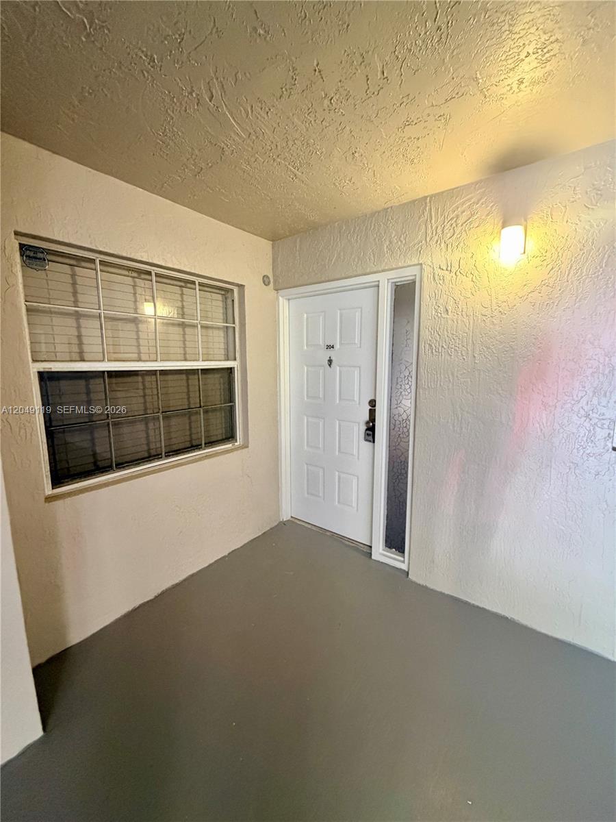 Oakland Park, FL 33309 photo 3