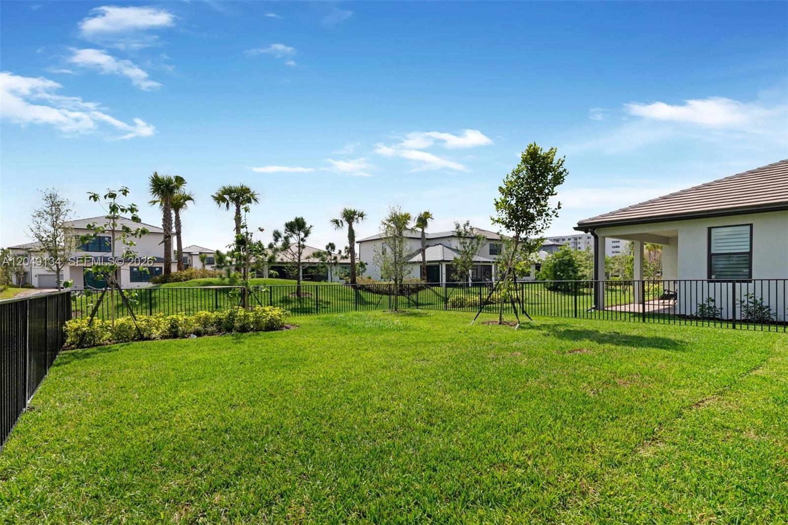 4470 Waterside Dr, Oakland Park FL 33309 photo 3
