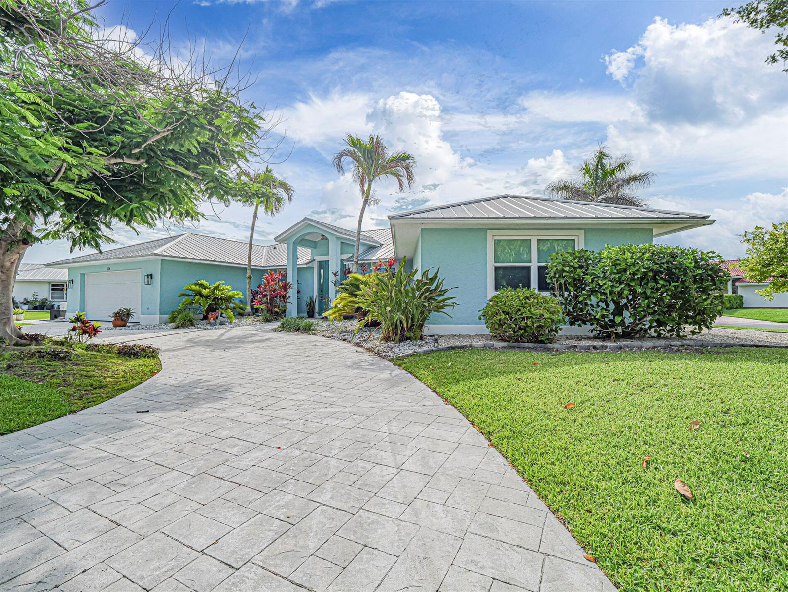 116 Queen Christina Court, Fort Pierce FL 34949 photo 4