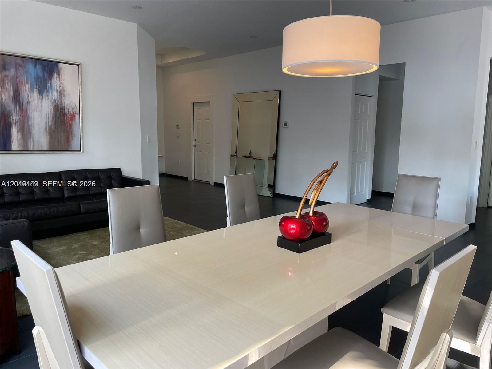 10933 NW 73 TE, Doral FL 33178 photo 5