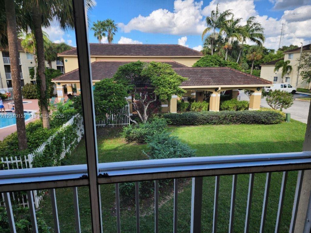 460 S PARK # 209, Hollywood FL 33021