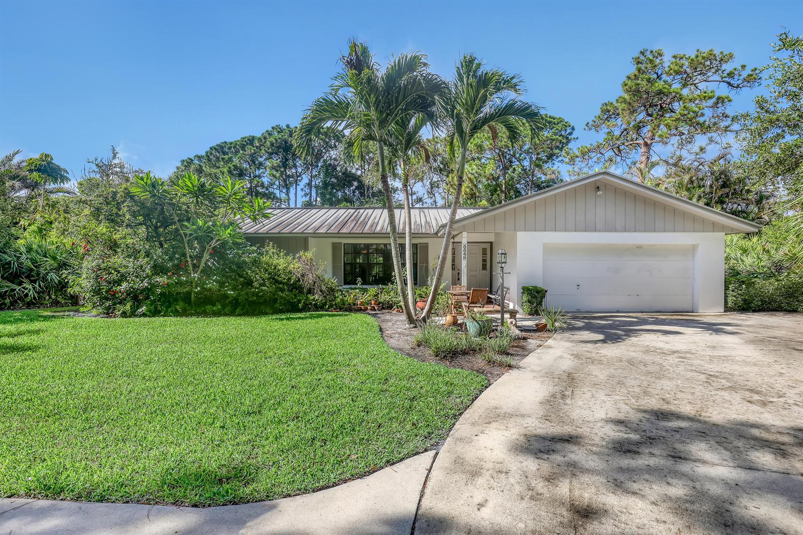 5548 Shirley Drive, Jupiter FL 33458 photo 4