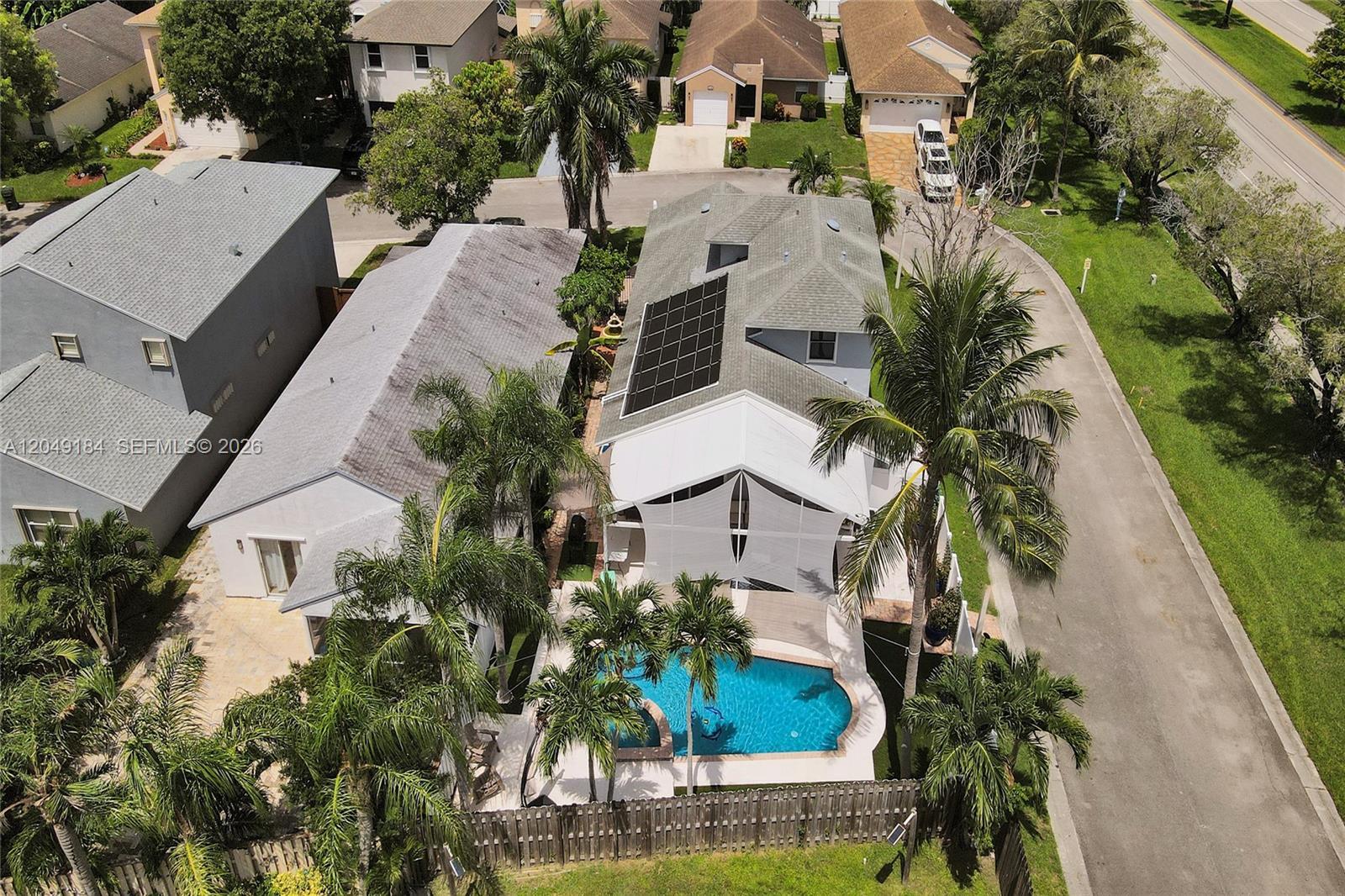 2384 NW 34th Way, Coconut Creek FL 33066 photo 2