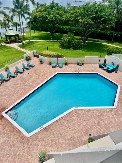 5200 N Flagler Drive # 503, West Palm Beach FL 33407 photo 4
